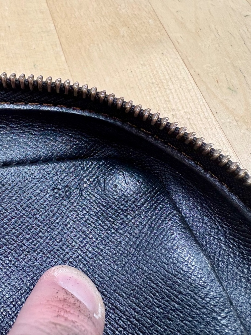Vintage 1980’s Louis Vuitton Briefcase Epi Leather Black - Picture 6 of 15